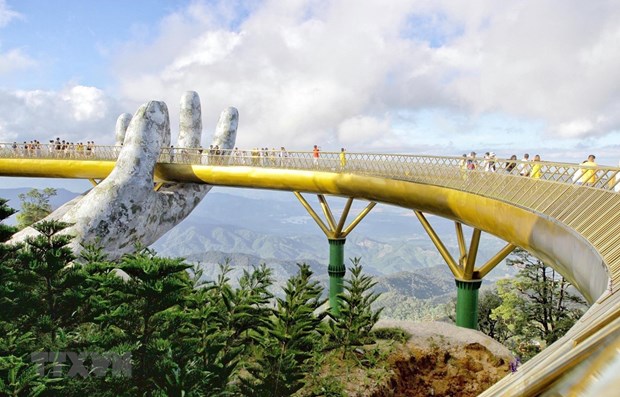 Le pont d'Or a Da Nang elu parmi les nouvelles merveilles du monde par le quotidien Daily Mail hinh anh 1