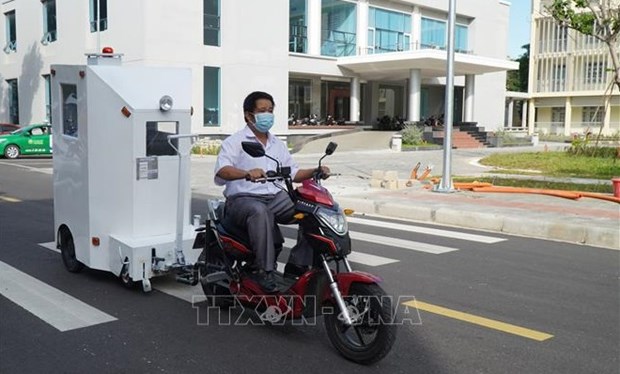 L’Ecole polytechnique de Da Nang invente une cabine transportant des patients du COVID-19 hinh anh 1