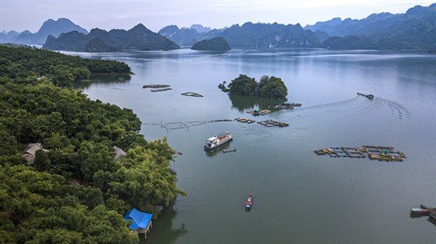 Le lac Hoa Binh, lieu paisible du Nord-Ouest hinh anh 1