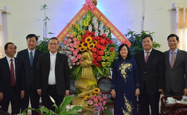 Vœux de Noel aux catholiques du diocese de Bui Chu hinh anh 1