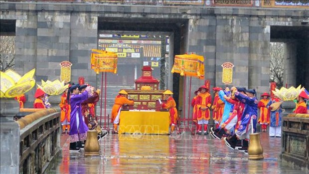 Le Festival de Hue 2022 sera organise dans le sens de quatre saisons festives hinh anh 1