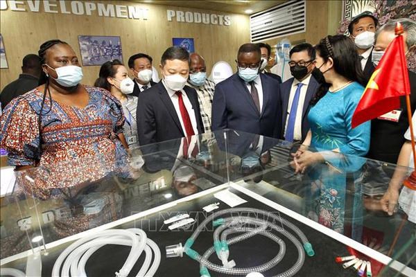 La Sierra Leone apprecie le modele du parc de haute technologie de Ho Chi Minh-Ville hinh anh 1