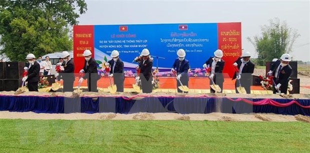 Le Vietnam aide le Laos dans le developpement de son systeme d'irrigation hinh anh 1