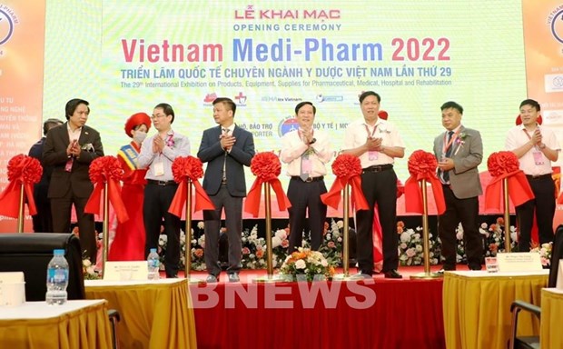 Ouverture du salon Vietnam Medi - Pharm 2022 a Hanoi hinh anh 1