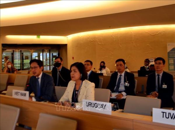 ONU:Resolution sur le changement climatique et les droits de l'homme initiee par le Vietnam adoptee hinh anh 1