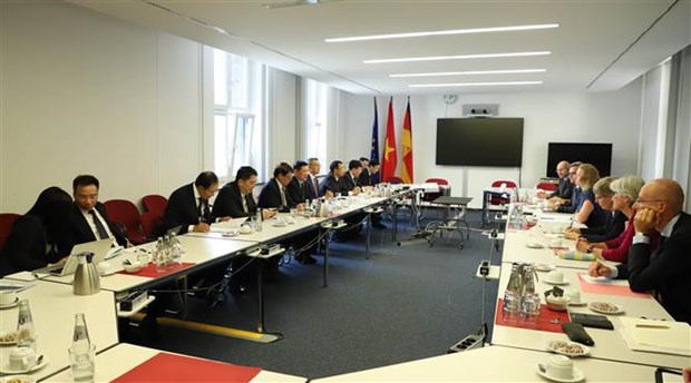 Vietnam-Allemagne : Promouvoir la cooperation dans le domaine financier hinh anh 2