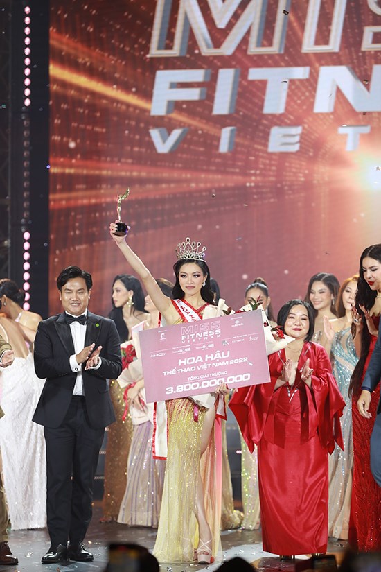 Doan Thu Thuy elue Miss Sports Vietnam 2022 hinh anh 1
