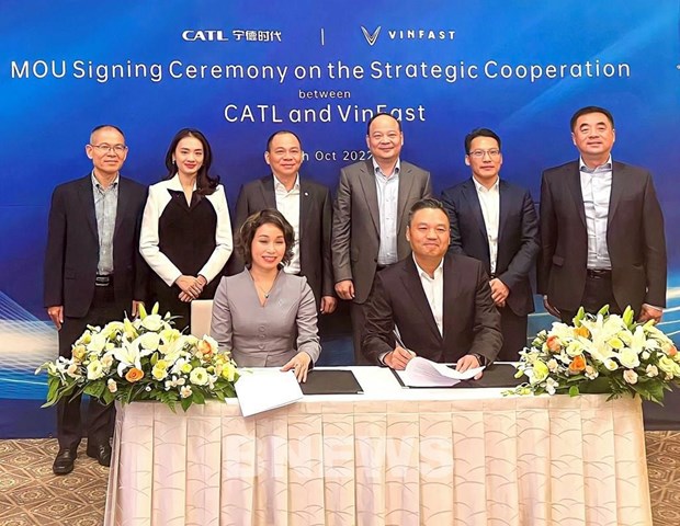 CATL-VinFast : cooperation pour developper les vehicules electriques hinh anh 1