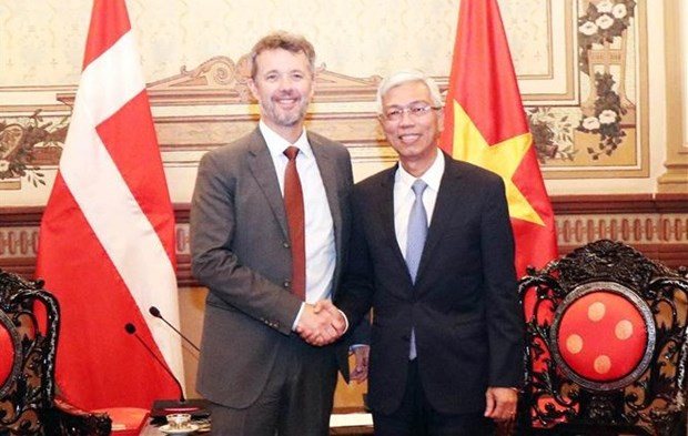 Le prince heritier Frederik de Danemark a Ho Chi Minh-Ville hinh anh 2