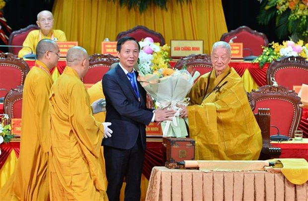 Cloture du 9e Congres national des delegues de l’Eglise bouddhique du Vietnam hinh anh 1