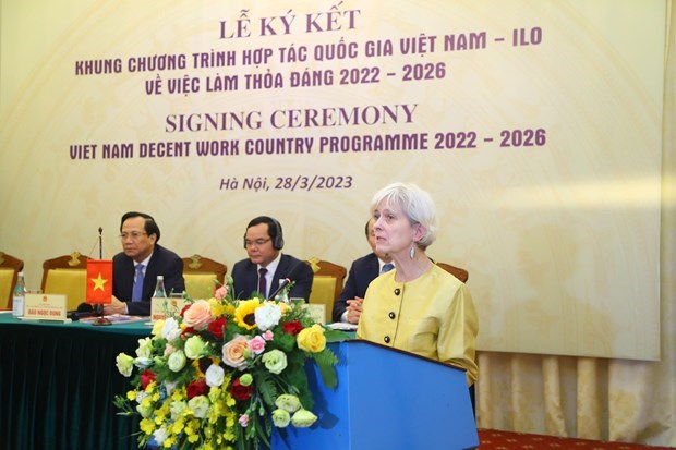 Le Vietnam donne la priorite a l'amelioration de la Loi du travail pour promouvoir le travail decent hinh anh 3