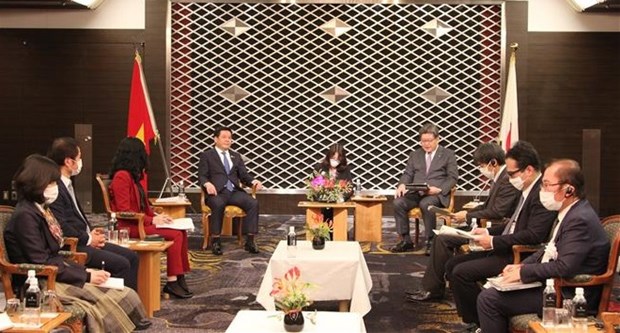 Le Japon considere le Vietnam comme un partenaire de premier plan en Asie hinh anh 1