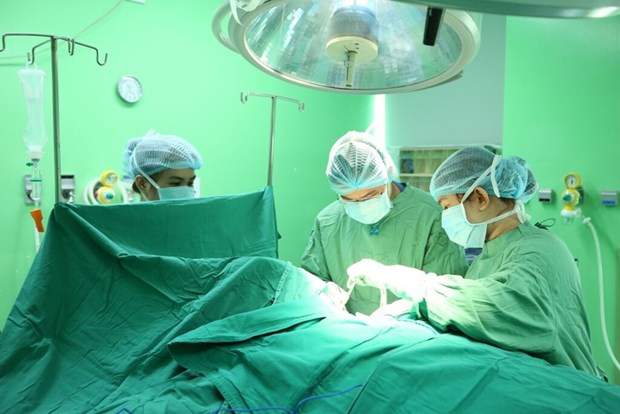Plusieurs programmes de chirurgie gratuite pour des patients pauvres hinh anh 1