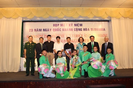 Celebration de la fete nationale slovaque a Ho Chi Minh-Ville hinh anh 1
