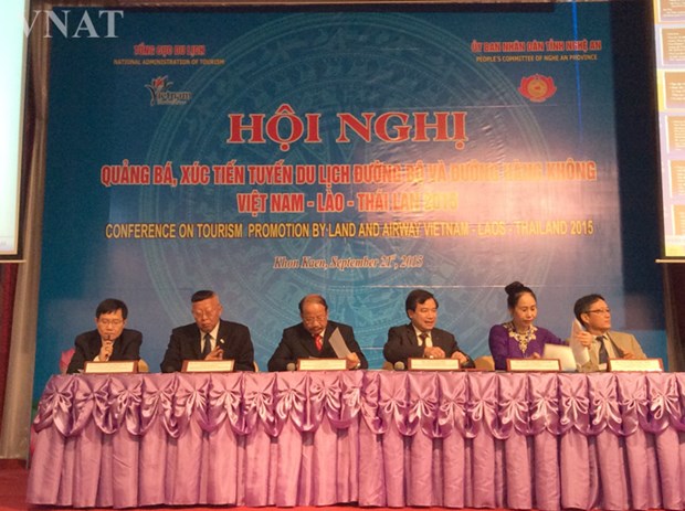Promotion des moyens de voyage entre le Vietnam, le Laos et la Thailande hinh anh 1