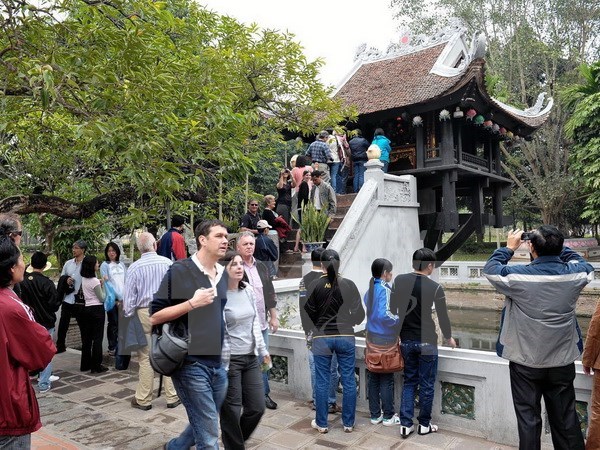 Hanoi : forte hausse du nombre de touristes etrangers hinh anh 1