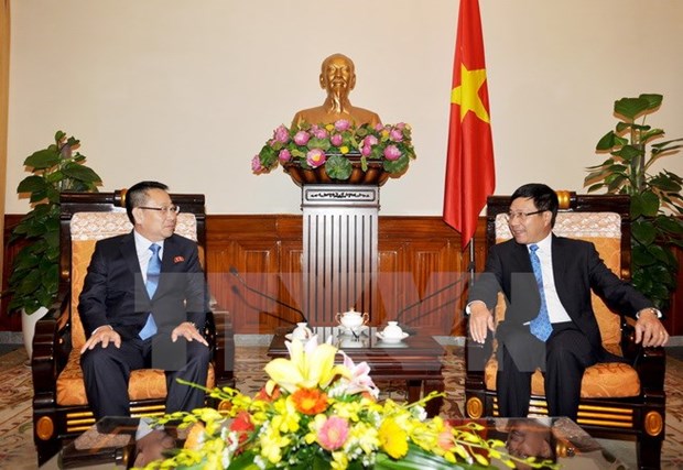 Le vice-Premier ministre Pham Binh Minh recoit l'ambassadeur de RPDC hinh anh 1