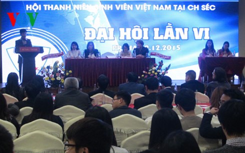 L’Association des jeunes vietnamiens en Tchequie en congres hinh anh 1