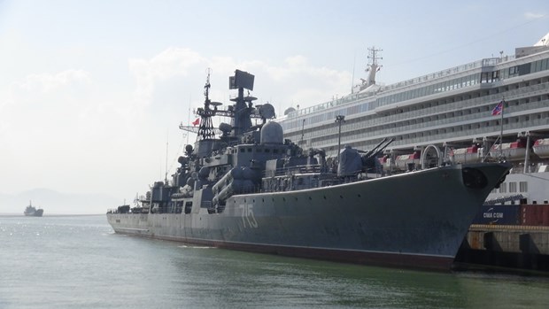 Trois navires de la Marine russe a Da Nang hinh anh 1