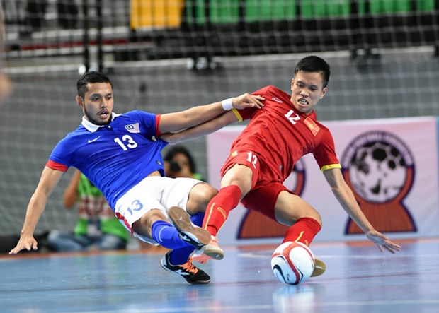 Futsal : deux matchs amicaux entre le Vietnam et la Malaisie hinh anh 1