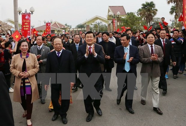 Le president Truong Tan Sang a la fete ‘’Les couleurs du printemps dans tout le pays’’ hinh anh 1