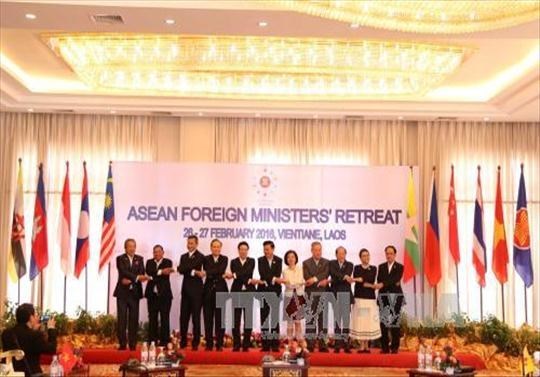Cloture de la conference restreinte des ministres des Affaires etrangeres de l’ASEAN au Laos hinh anh 1