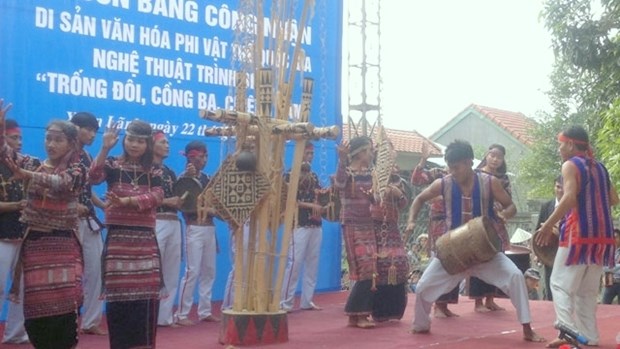 Phu Yen: Orchestre des «deux tambours, trois gongs et cinq cymbales» hinh anh 1