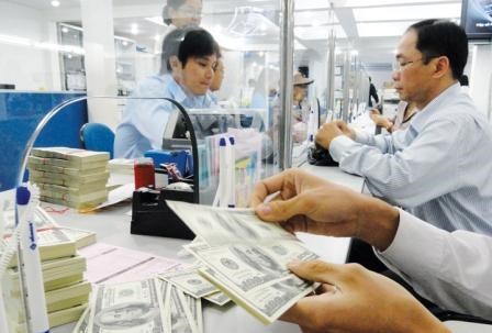 Janvier et fevrier: 900 millions de dollars de devises transferees a Ho Chi Minh-Ville hinh anh 1