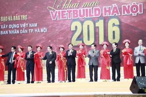 Hanoi : ouverture de l'exposition Vietbuild 2016 hinh anh 1