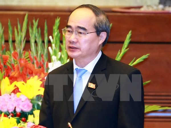 Le president du FPV recoit le president de l’Association de soutien medical du Vietnam hinh anh 1