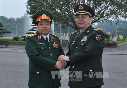 Vietnam-Chine : entretien entre les ministres de la Defense hinh anh 1