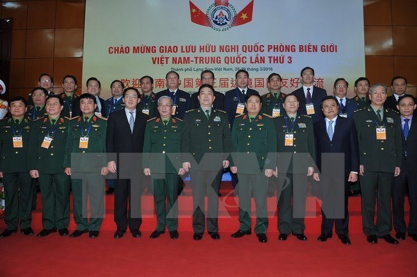 Lang Son : colloque sur la defense frontaliere Vietnam-Chine hinh anh 1