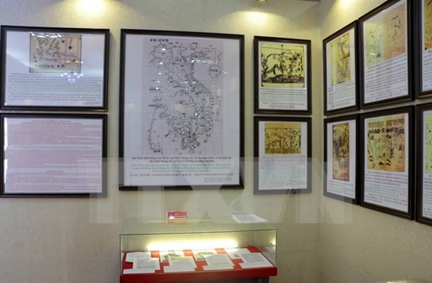 Exposition sur les archipels vietnamiens de Hoang Sa et de Truong Sa a Hoa Binh hinh anh 1
