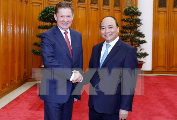 Le president du groupe russe Gazprom recu par des dirigeants vietnamiens hinh anh 2
