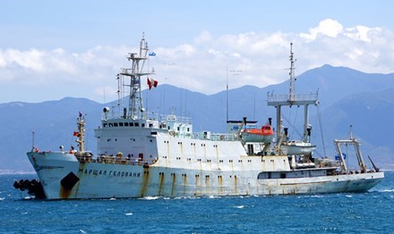 Un navire hydrographique de la Marine russe au Vietnam hinh anh 1