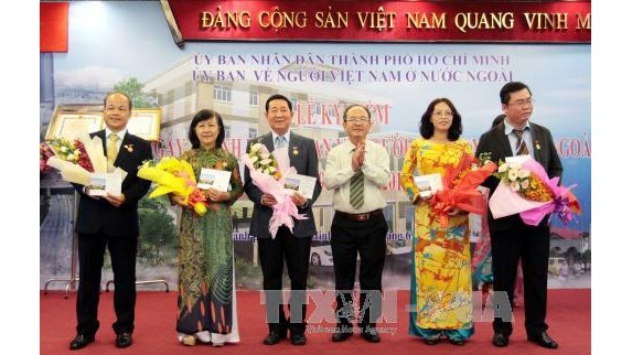 Faire valoir le role des Viet kieu dans l'edification de Ho Chi Minh-Ville hinh anh 1