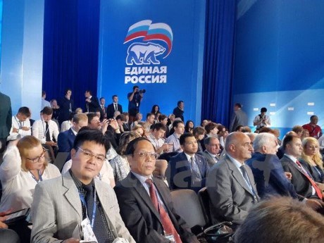 Une delegation vietnamienne au Congres du Parti Russie unie hinh anh 1
