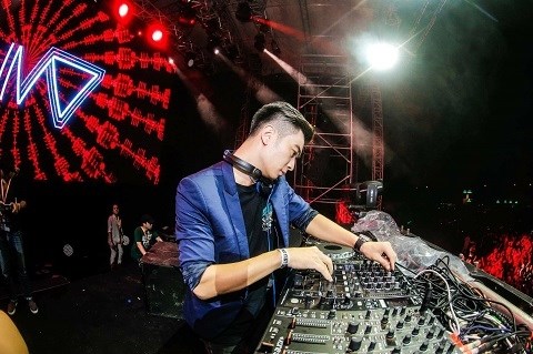 SlimV, premier DJ Vietnam present au Asia Song Festival hinh anh 1