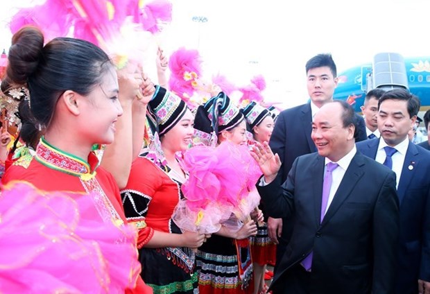 Le Premier ministre Nguyen Xuan Phuc termine sa visite en Chine hinh anh 1
