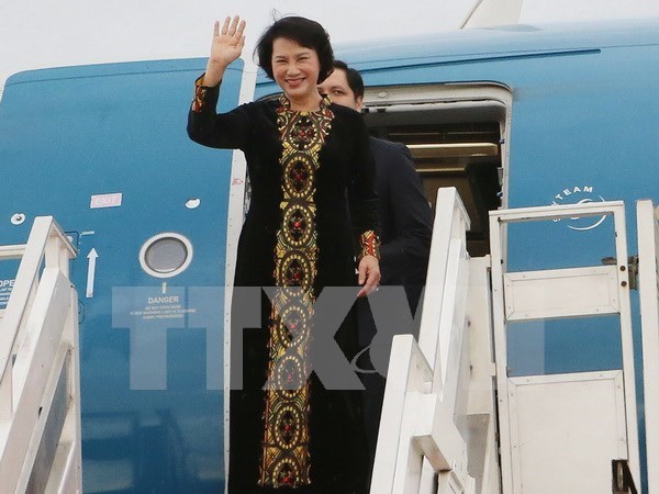 La presidente de de l’Assemblee nationale termine sa tournee au Laos, au Cambodge et au Myanmar hinh anh 1