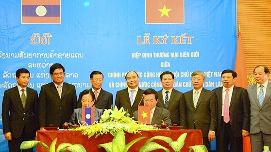 La cooperation economique Vietnam-Laos en plein essor hinh anh 1