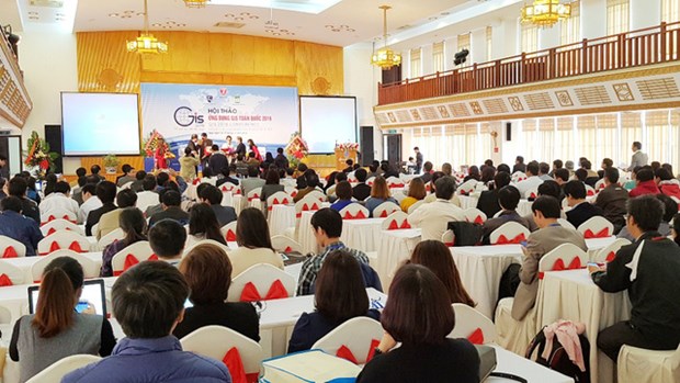 Trois cents scientifiques a la conference GIS 2016 a Hue hinh anh 1