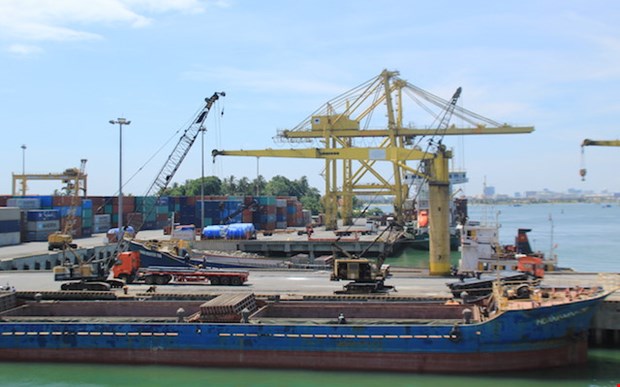 Le port de Da Nang manutentionne sa premiere tonne de fret de 2017 hinh anh 1