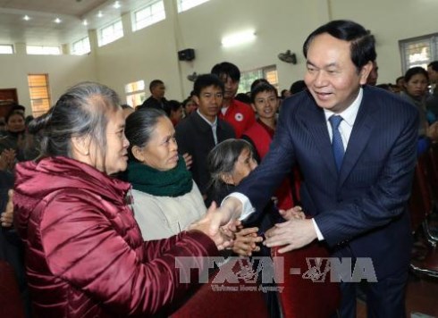 Le president Tran Dai Quang formule ses vœux du Tet a Nghe An hinh anh 1