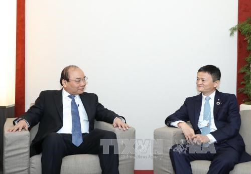 Nguyen Xuan Phuc rencontre a Davos les dirigeants de la BM, de l'OMC et du groupe Alibaba hinh anh 3
