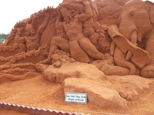 Le premier parc de statues de sable du Vietnam attire de nombreux visiteurs hinh anh 1