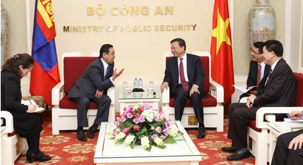 Vietnam-Mongolie: intensification de la cooperation entre les organes d'application des lois hinh anh 1