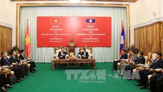 Le Vietnam et le Laos dynamisent leur cooperation dans la securite publique hinh anh 1