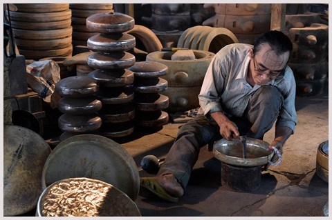 Les fondeurs de Phuoc Kieu preservent l’artisanat ancien hinh anh 2