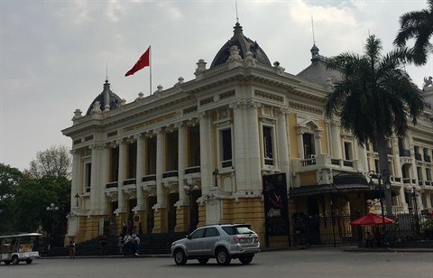 Bus N°2, montez et decouvrez les monuments historiques de Hanoi ! hinh anh 1